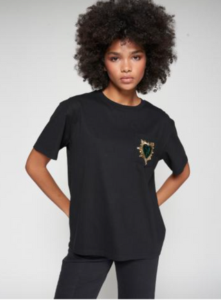 BLACK HEART TEE