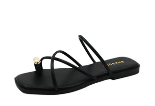 STRAPPY SANDAL