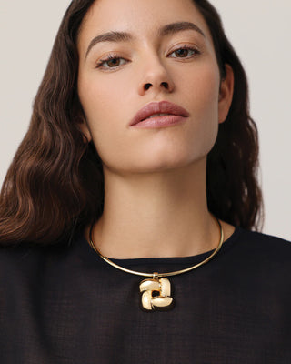 Woven Square Collar