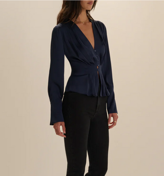 THE ROMANCE TOP