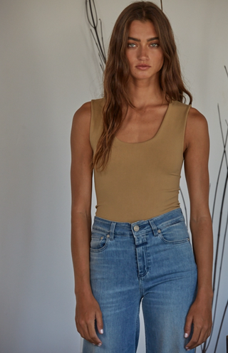 Double Layered Seamless Top