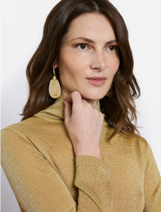 GOLD TURTLENECK TOP